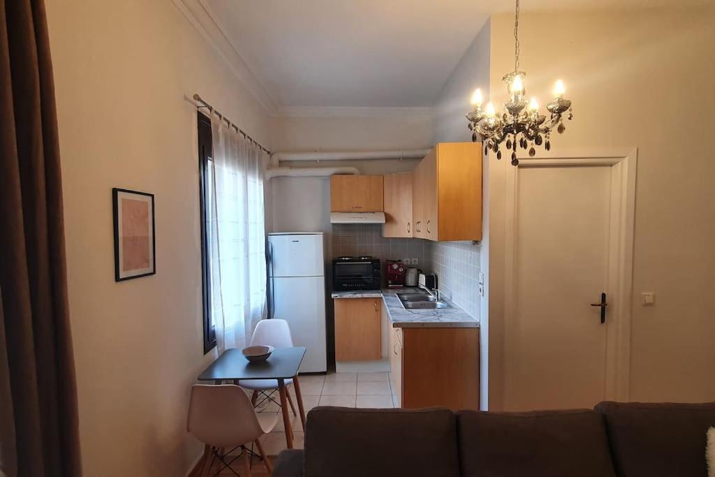 Spacious Beauty In Athens, 55M2, Metro 7' Exterior photo